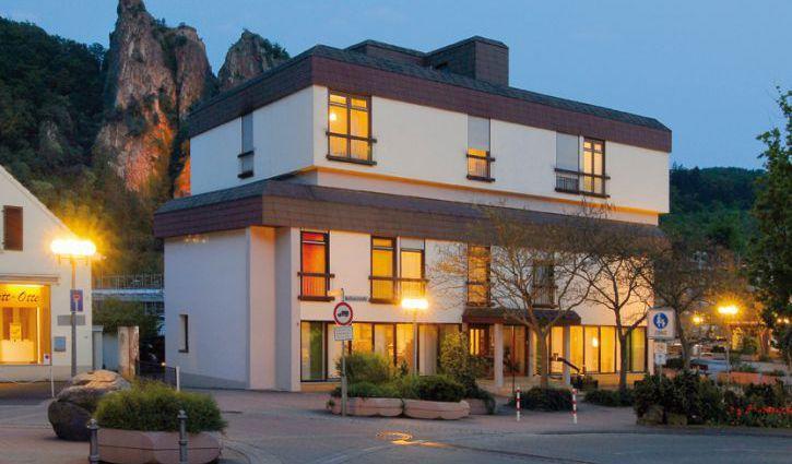 Hotel Garni Am Goetheplatz Bad Munster am Stein-Ebernburg Bagian luar foto